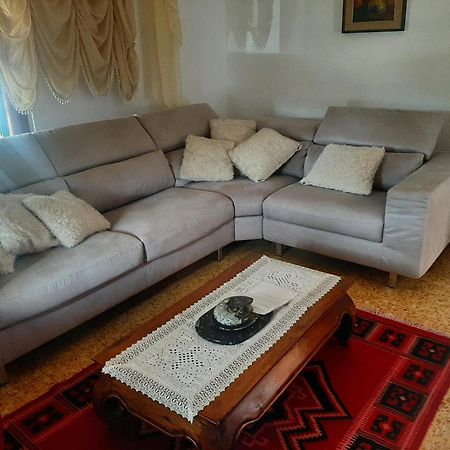 Casa Vacanza Dh Специя Экстерьер фото