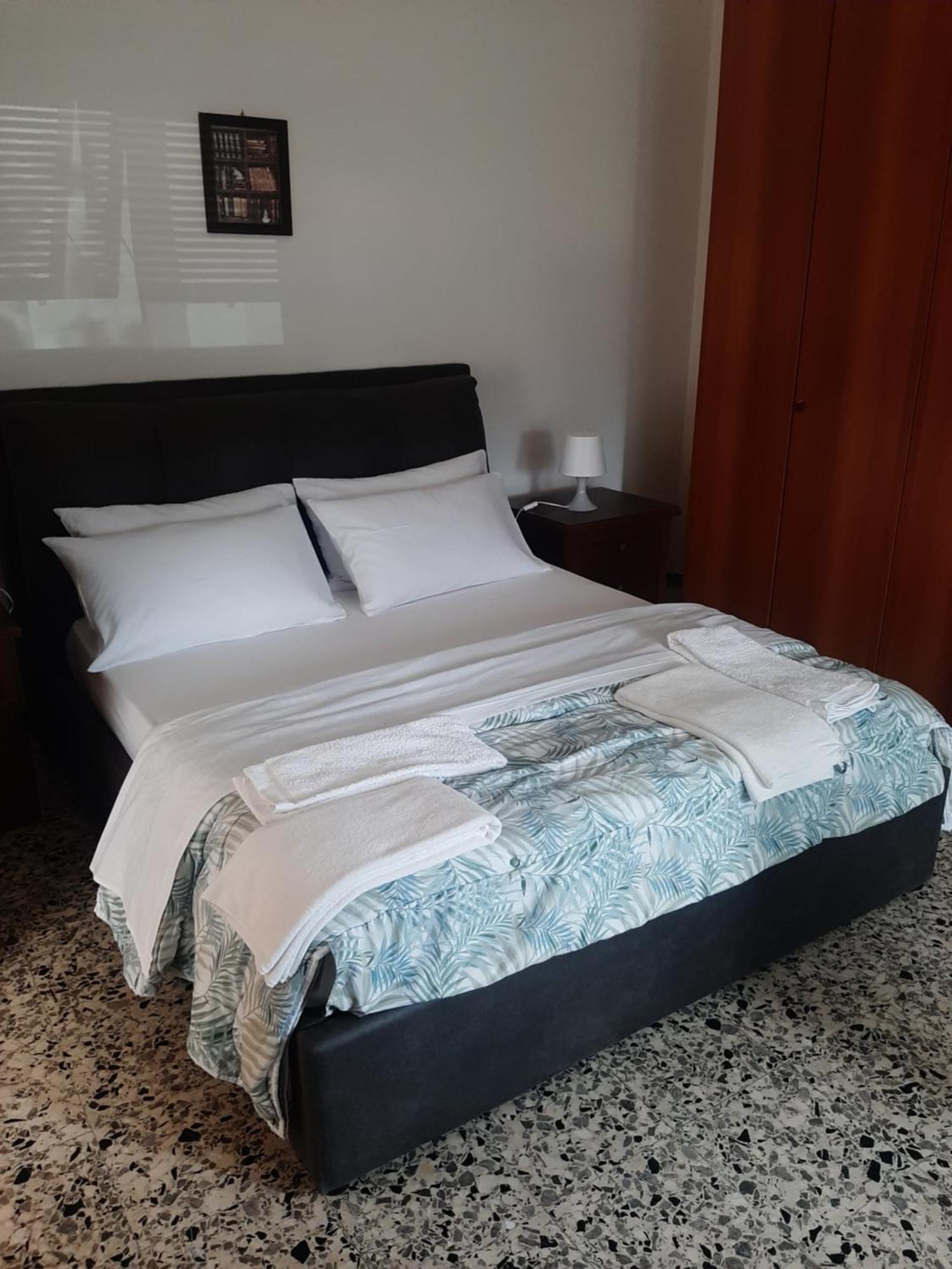 Casa Vacanza Dh Специя Экстерьер фото