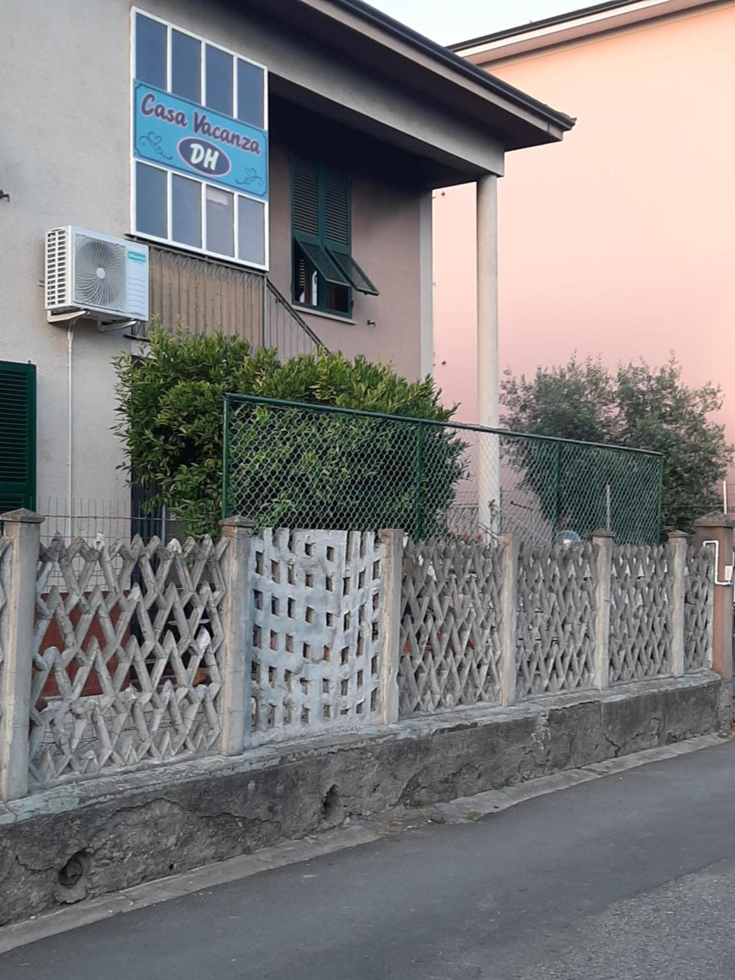 Casa Vacanza Dh Специя Экстерьер фото